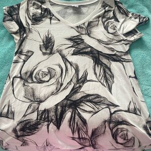 LuLaRoe Black and White Graphic Tee Cap Sleeve